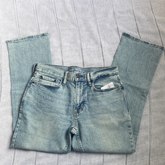 Old Navy NWT light wash bootcut denim. - Picture 10 of 10